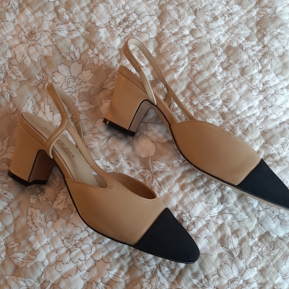 KAITLYN PAN Beige and Black Block Heel Slingback Pump Sandals - Size 6.5 - Picture 5 of 10